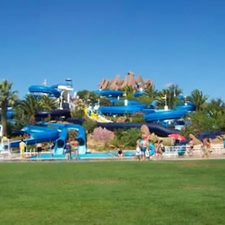 Charming With Shared Pool In - 60 M² Appartement Albufeira