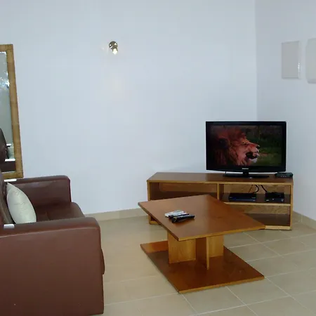 Charming With Shared Pool In - 60 M² Appartement *
