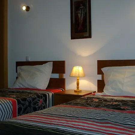 Charming With Shared Pool In - 60 M² *