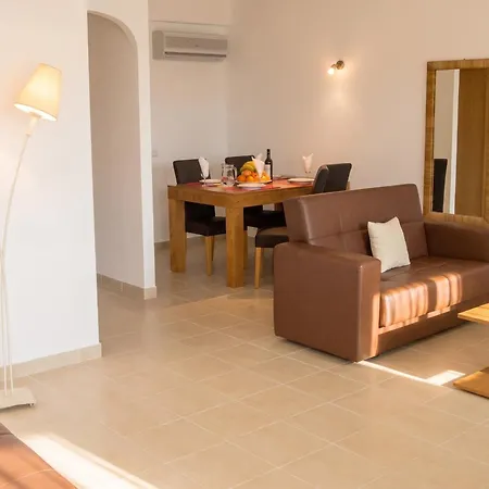 Lejlighed Charming With Shared Pool In - 60 M² *