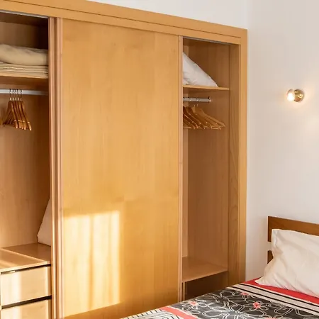Lejlighed Charming With Shared Pool In - 60 M²