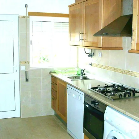 Charming With Shared Pool In - 60 M²